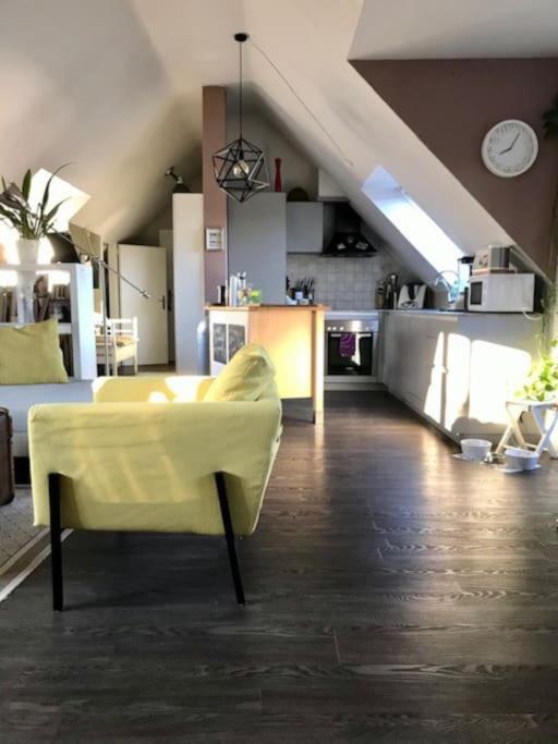 ראסטאט Light Flow Stylish Attic House. M. Balcony מראה חיצוני תמונה