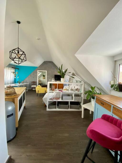 ראסטאט Light Flow Stylish Attic House. M. Balcony מראה חיצוני תמונה